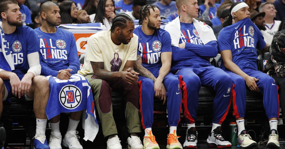 Clippers coach plays coy about Kawhi Leonard’s availability for Game 5