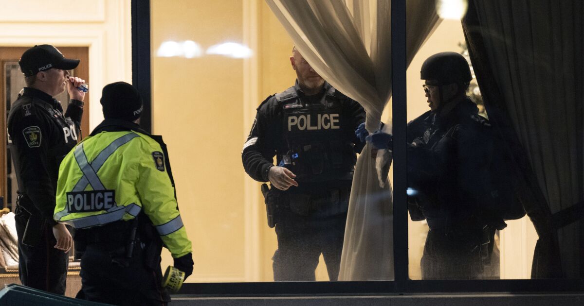 73-year-old Canadian kills 5 people in a condo
