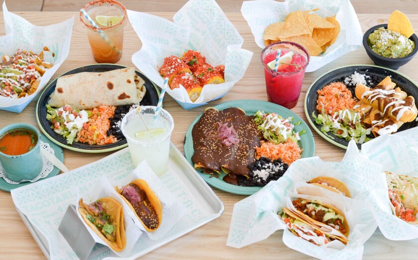 Una selezione di piatti vegetariani da Tacotarian, la catena di Las Vegas che sta aprendo un ristorante a North Park.