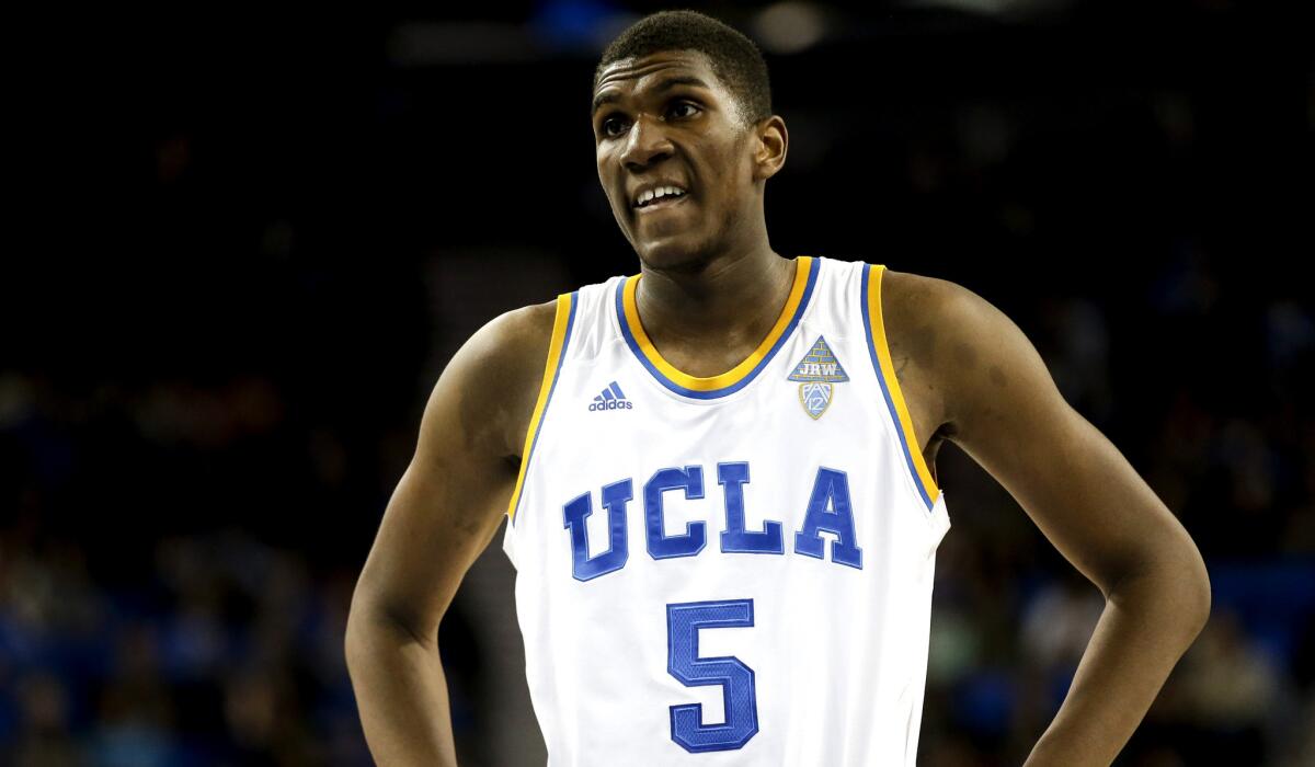 UCLA forward Kevon Looney has been medically cleared to play Friday night against Arizona.