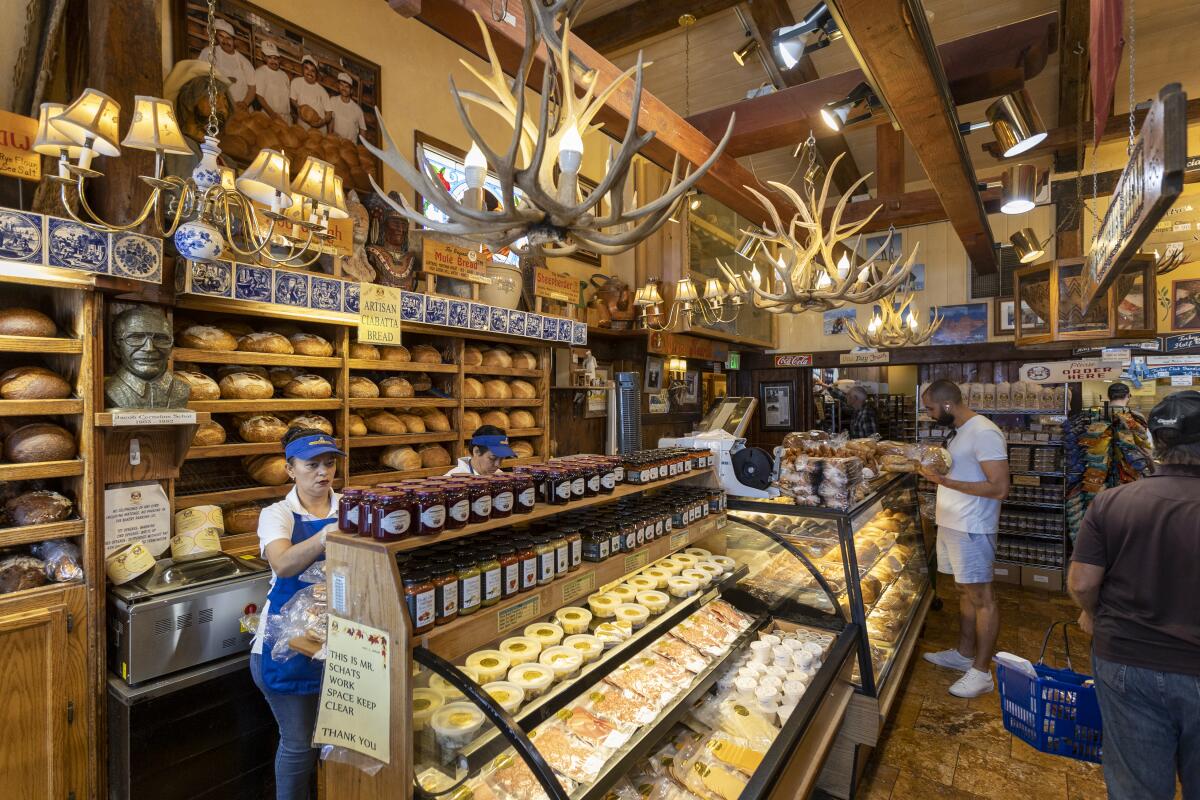 Bishop, CA - June 22: Customers shop at Erick Schat's Bakery in Bishop Wednesday, June 22, 2022. .(Allen J. Schaben / Los Angeles Times)