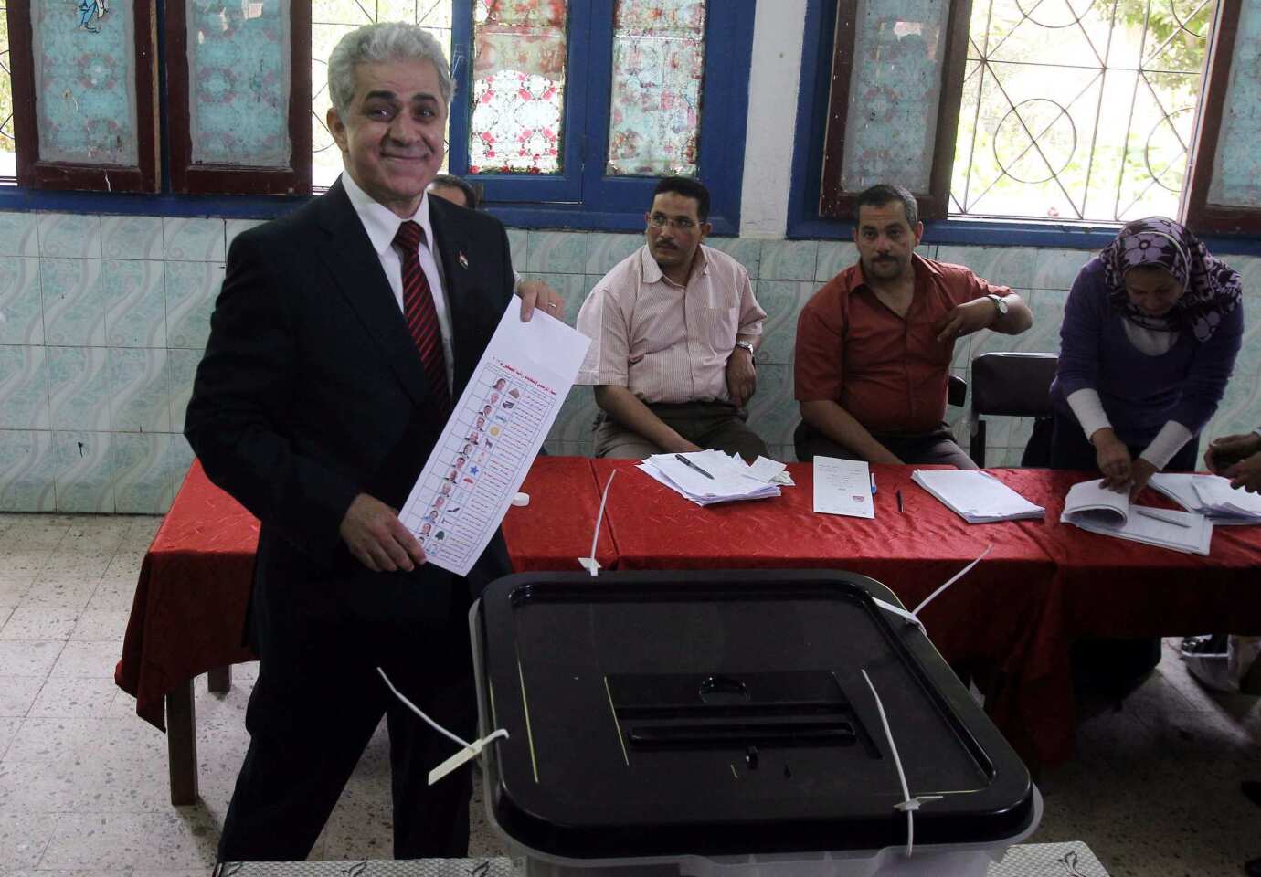Egyptians vote in presidential elections