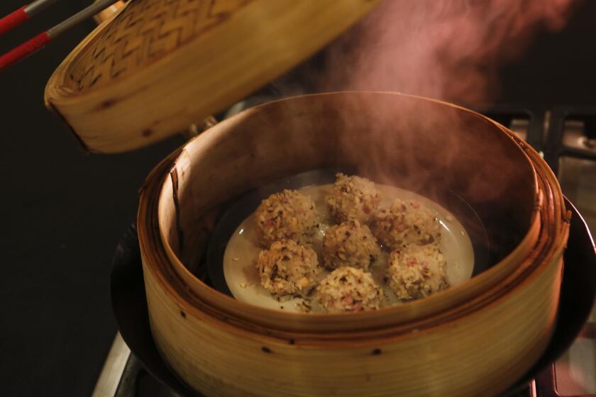 Recipe: Pearly meatballs (zhen zhu rou wan)