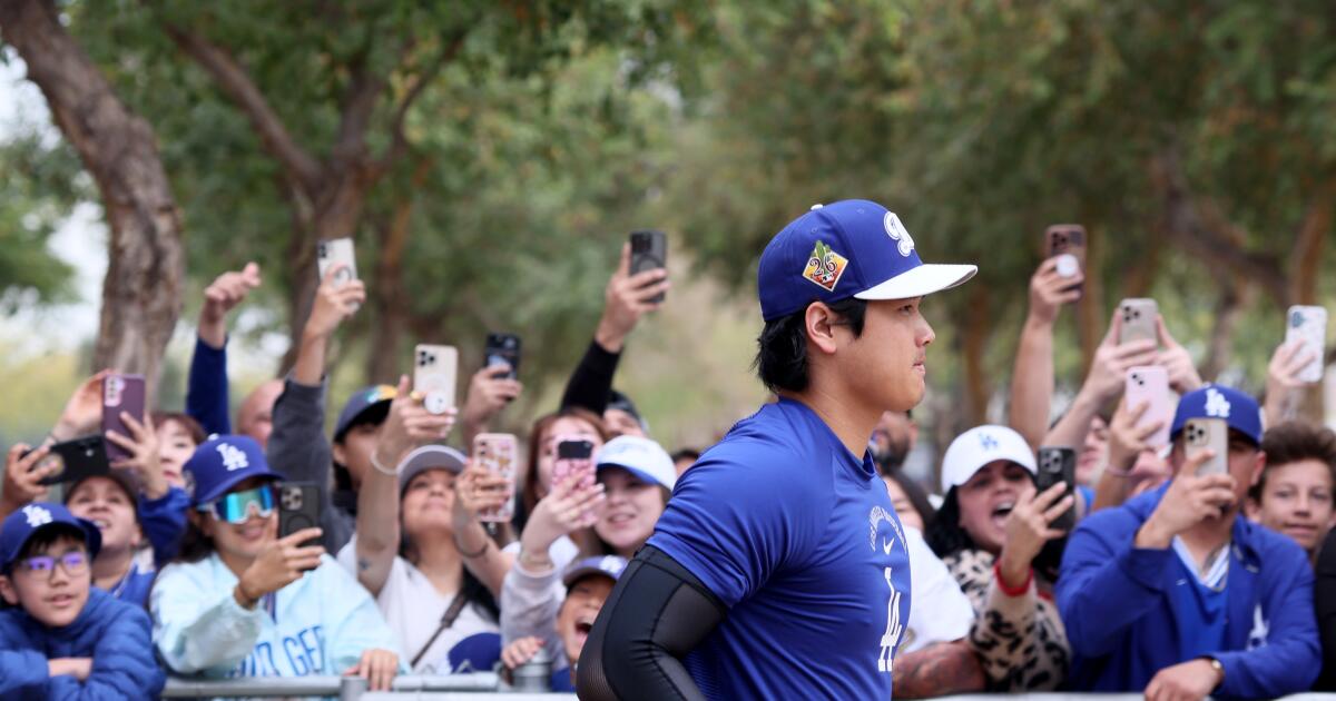 Photos: Shohei Ohtani, Dodgers stars work out at spring training Photos: Shohei Ohtani, Dodgers stars work out at spring training