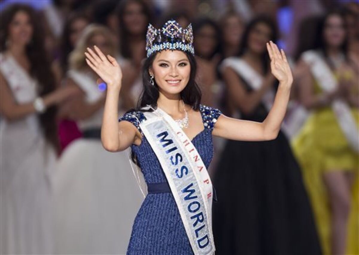 pessimistisk Pompeji lidenskab Indonesia axes bikinis for 2013 Miss World pageant - The San Diego  Union-Tribune