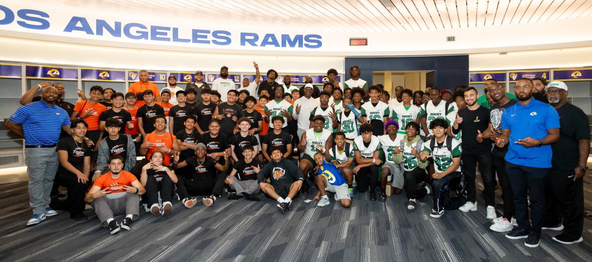 Dorsey and Lincoln football learn about leadership from Rams, RISE - Los  Angeles Times