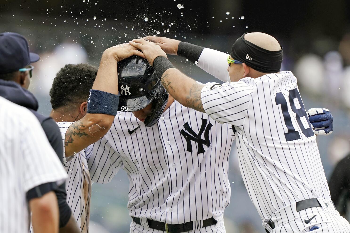 Yankees swept after Aroldis Chapman blows save