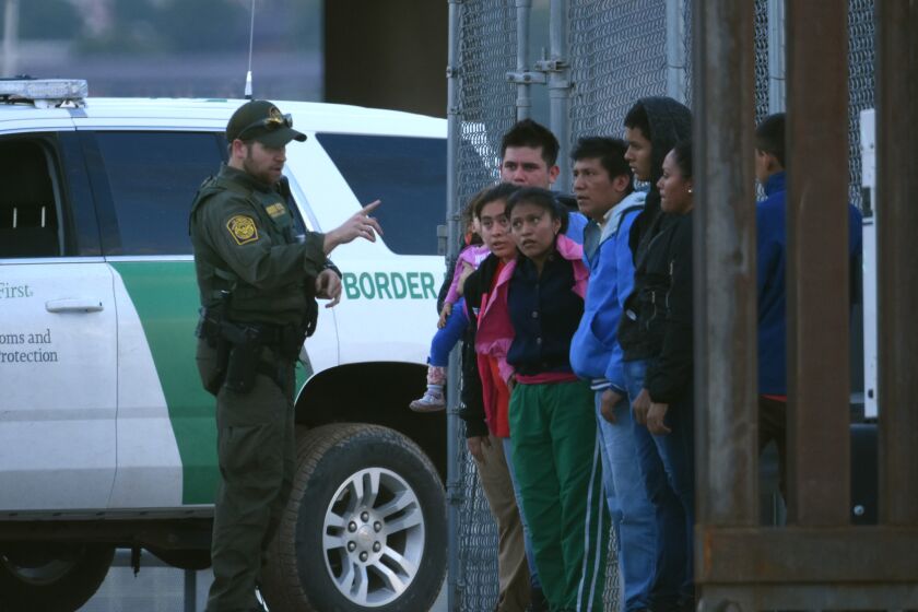 EEUU ha detenido casi 2,5 millones de migrantes en el periodo fiscal 2022