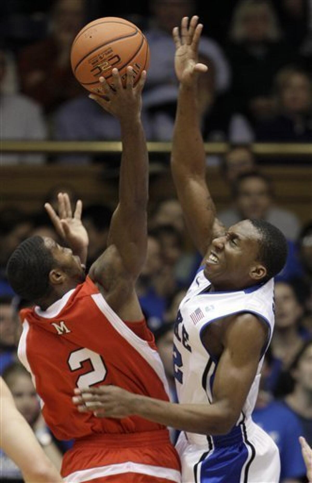 Curry leads No. 1 Duke to 79-45 rout of RedHawks
