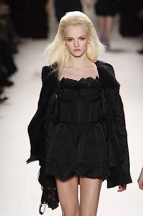 Nina Ricci fall 2010