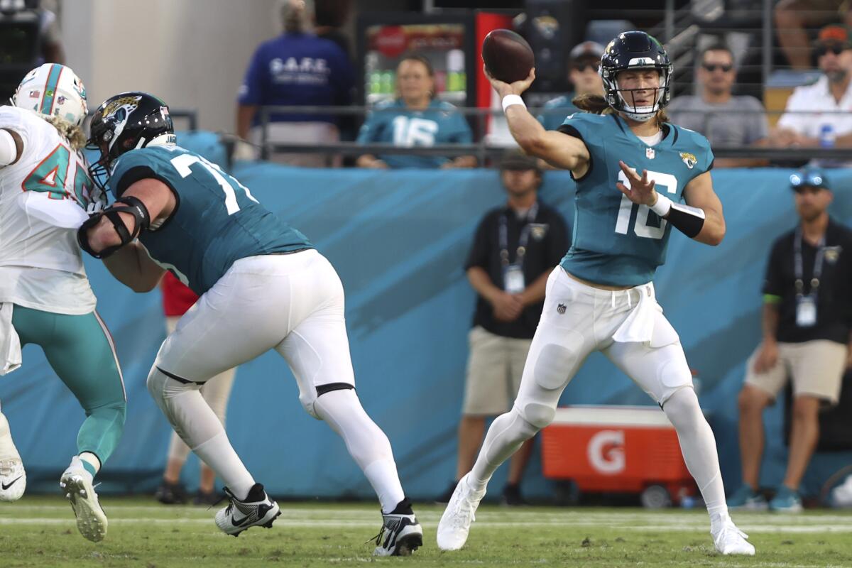 Jaguars head into Doug Pederson's 2nd season with 'so much confidence in  that locker room' - The San Diego Union-Tribune