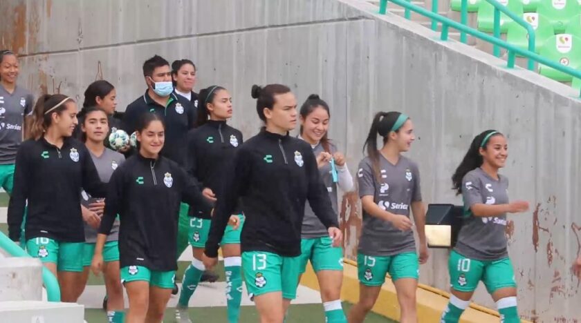 La desigualdad salarial entre varones y mujeres en el futbol mexicano es abrumadora.