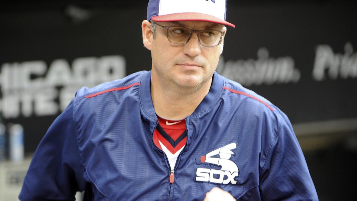 Former White Sox manager Robin Ventura earns degree from OSU