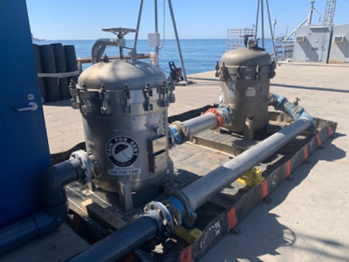 A temporary filter system in the Scripps Pier’s seawater intake network is designed to trap any infiltrating oil.