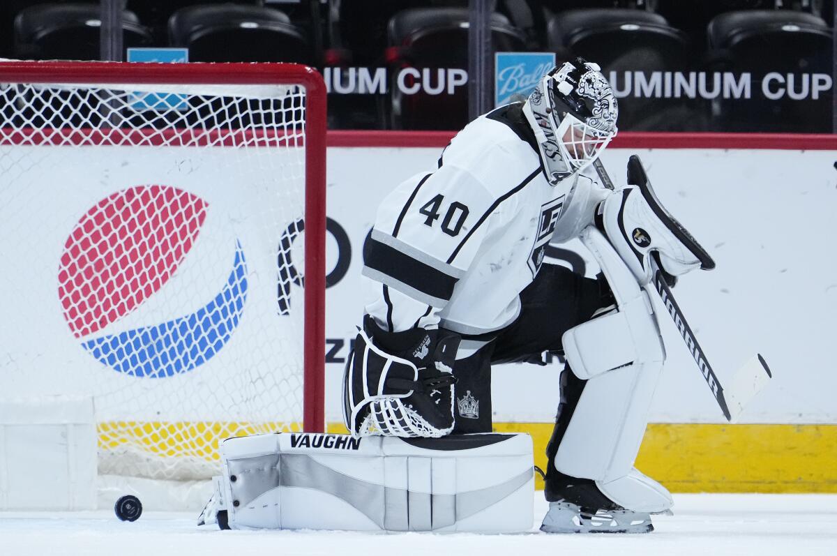 Los Angeles Kings goaltender Calvin Petersen (40) reacts to letting the puck slip past for a goal.
