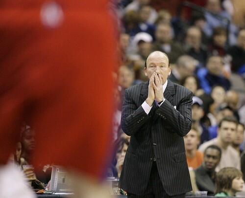 Clippers head coach Mike Dunleavy Sr. watches his team.