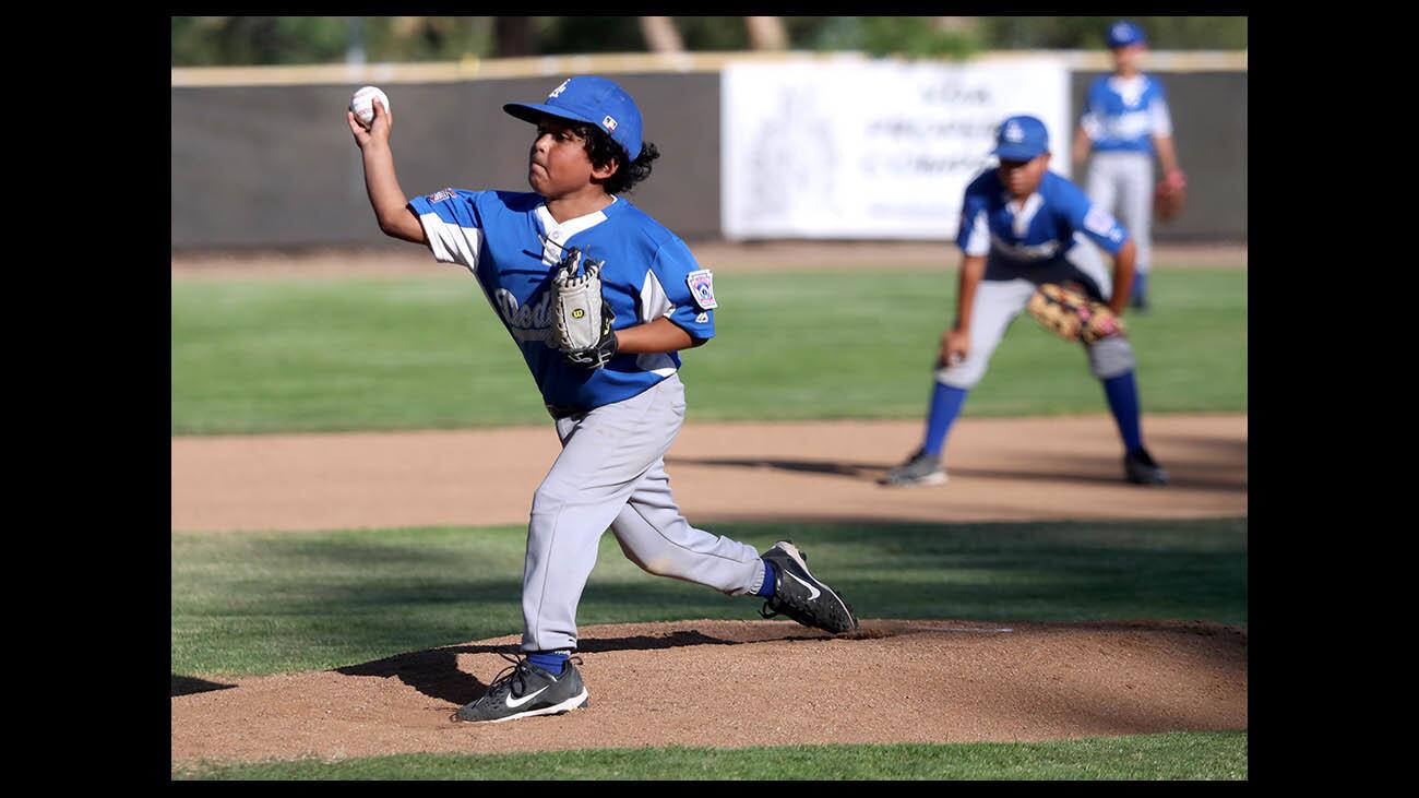 Photo Gallery: Crescenta Valley minor little league baseball vs. Burbank