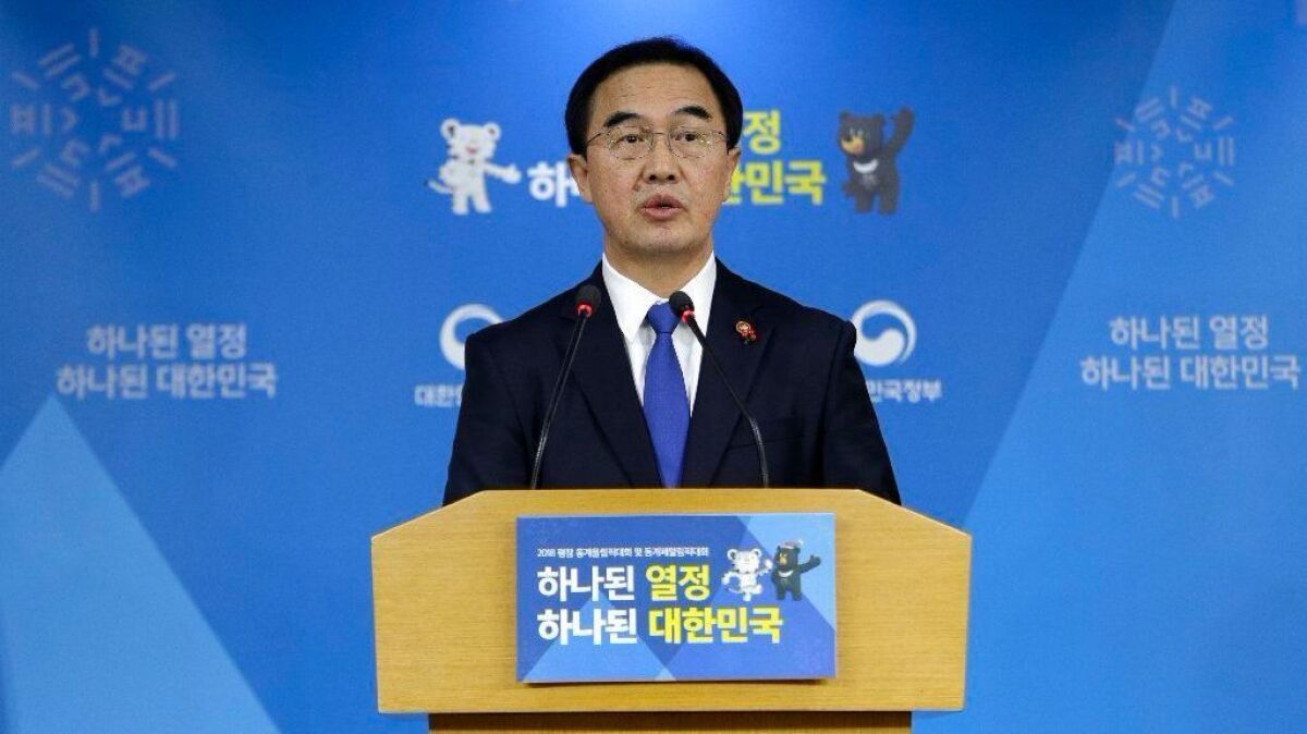 South Korean Unification Minster Cho Myoung-gyon on Tuesday offered high-level talks with rival North Korea meant to find ways to cooperate on the Winter Olympics.