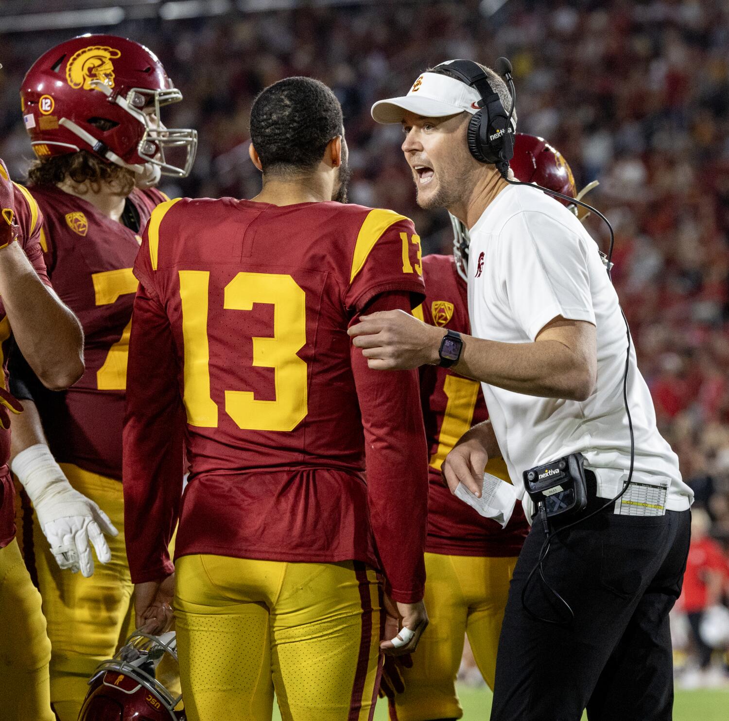 Plaschke: In supposed breakthrough USC season, Lincoln Riley has been a bust