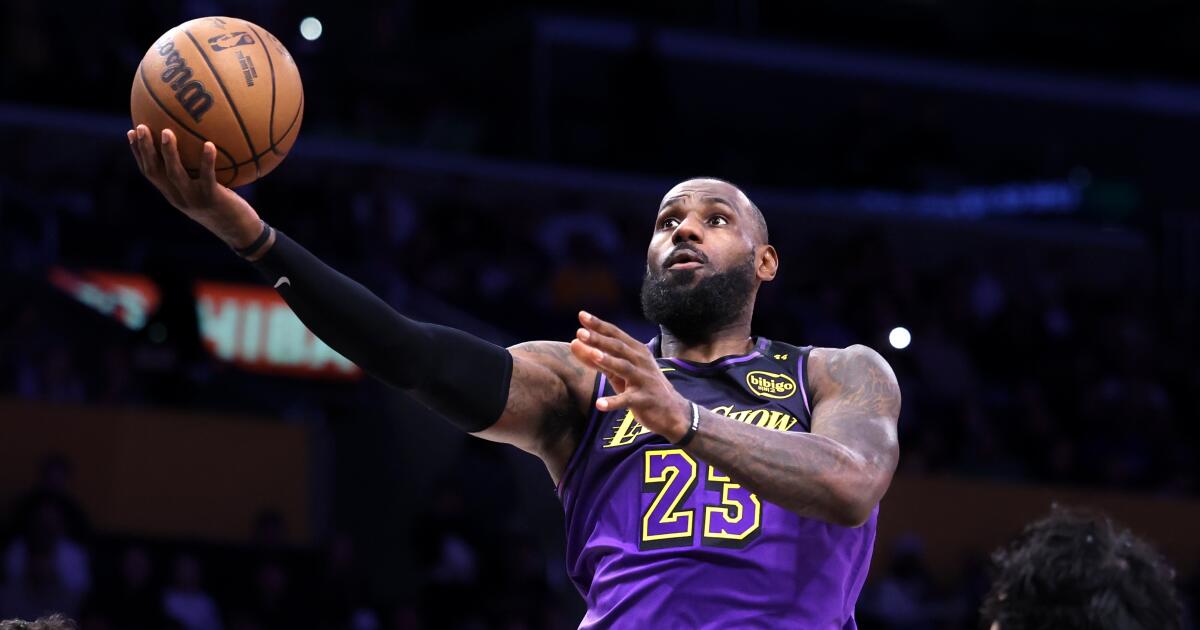 LeBron James continues to make history with 21st consecutive NBA All-Star selection