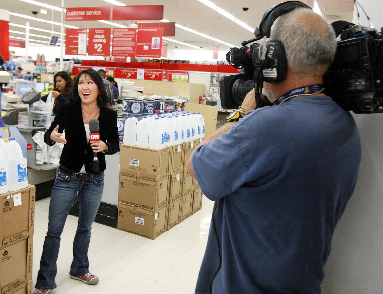 Photo Gallery: Thanksgiving Day Kmart shoppers