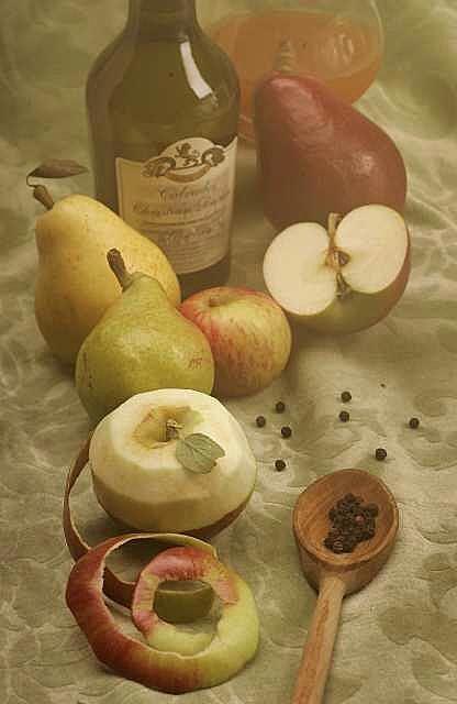Apple-onion jam