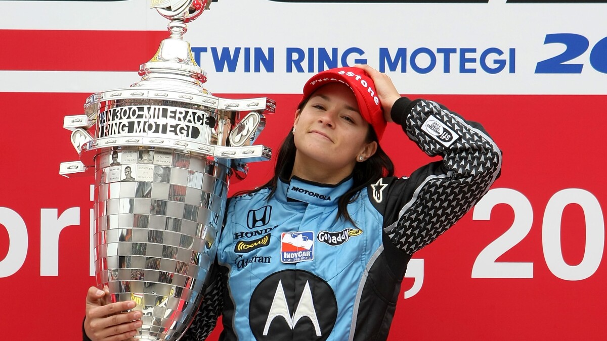 This Day In Sports Danica Patrick Wins Indycar Race In Japan Los Angeles Times