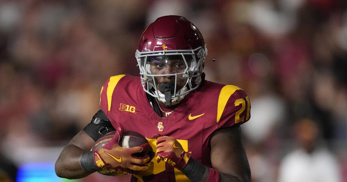 USC's younger players out to prove they're starter-worthy in Las Vegas Bowl