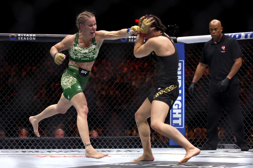 LAS VEGAS, NEVADA - SEPTEMBER 14: (L-R) Valentina Shevchenko of Kyrgyzstan fights Alexa Grasso of Mexico.