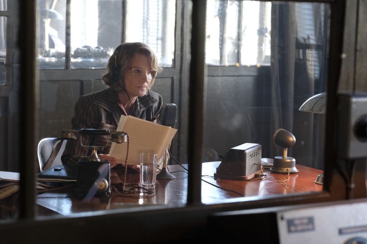 Helen Hunt plays an American journalist broadcasting from Berlin in the "Masterpiece" series "World on Fire."