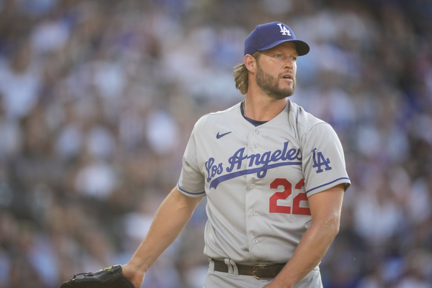 Clayton Kershaw's throwing session 'was just OK,' may go on IL