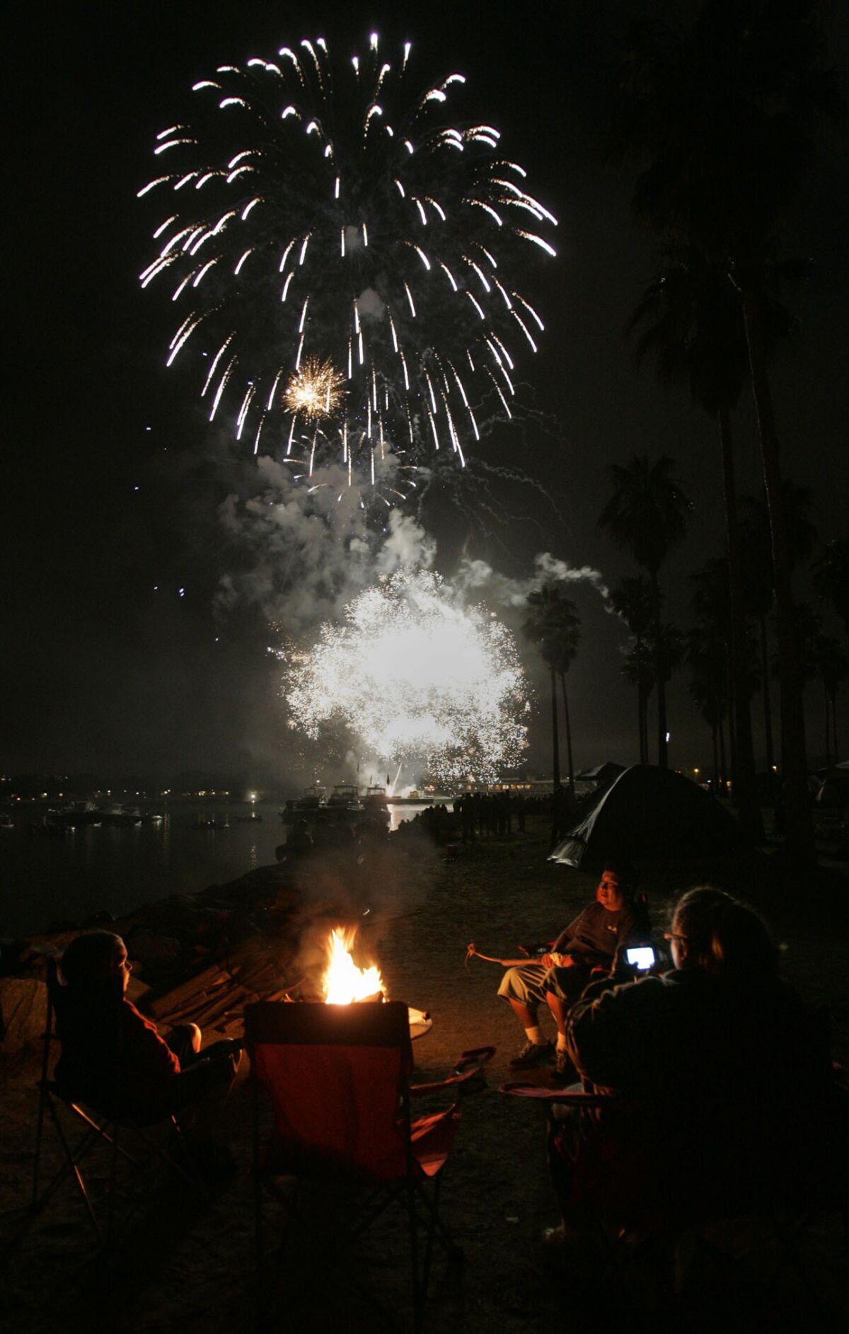 The 2010 fireworks show in Mission Bay
