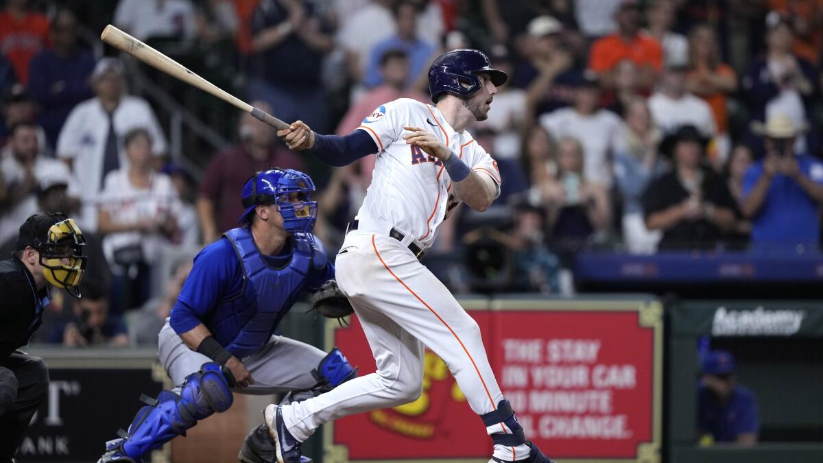 Astros slug 4 homers, Brown throws 7 scoreless to lead Houston over  Washington 6-1 - WTOP News