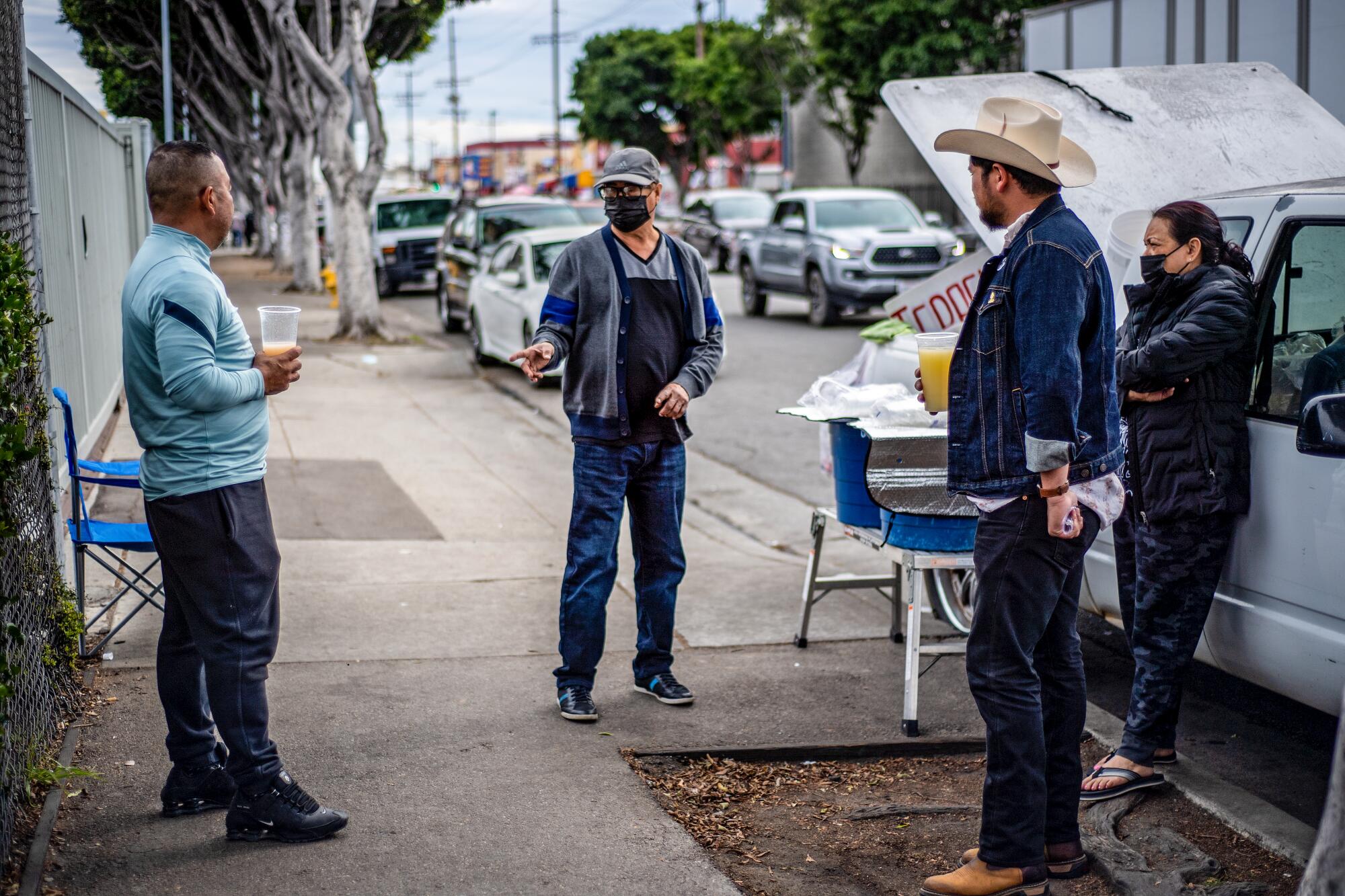 Finding the fermented drinks of Mexico on L.A.'s streets - Los Angeles Times