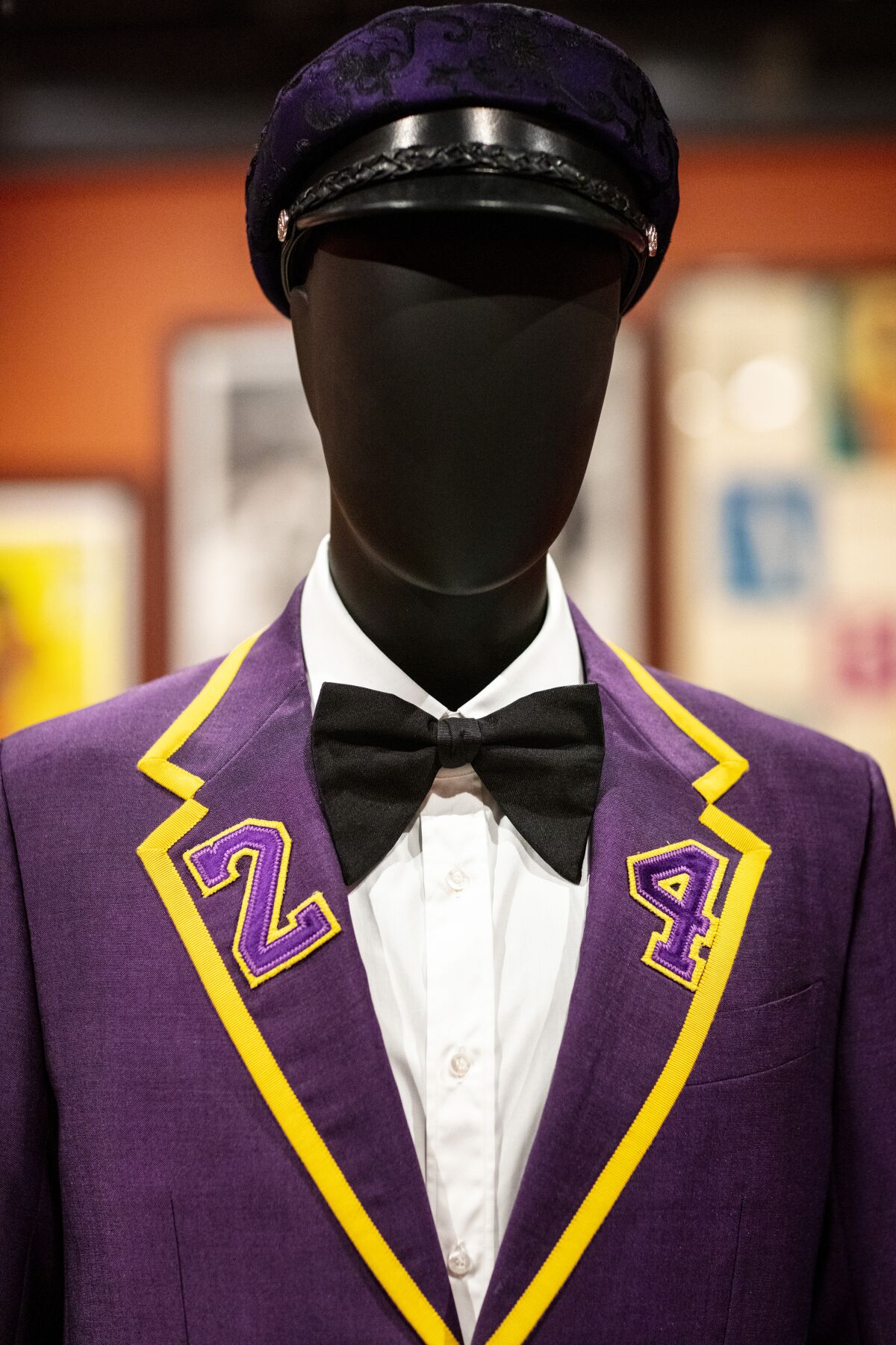 Spike Lee's custom Gucci suit honoring former Lakers star Kobe Bryant, worn to the 2020 Oscars, shortly after Bryant's death.
