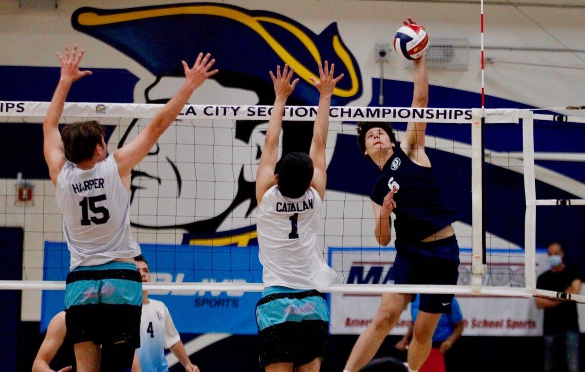 Palisades' Hunter Martinez goes on the attack against Chatsworth on May 14, 2022.