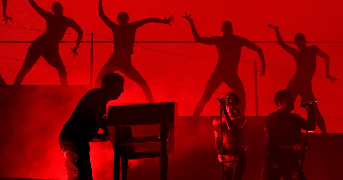 Coachella 2026 : Nine Inch Noize réinvente le rock industriel pour une rave endiablée