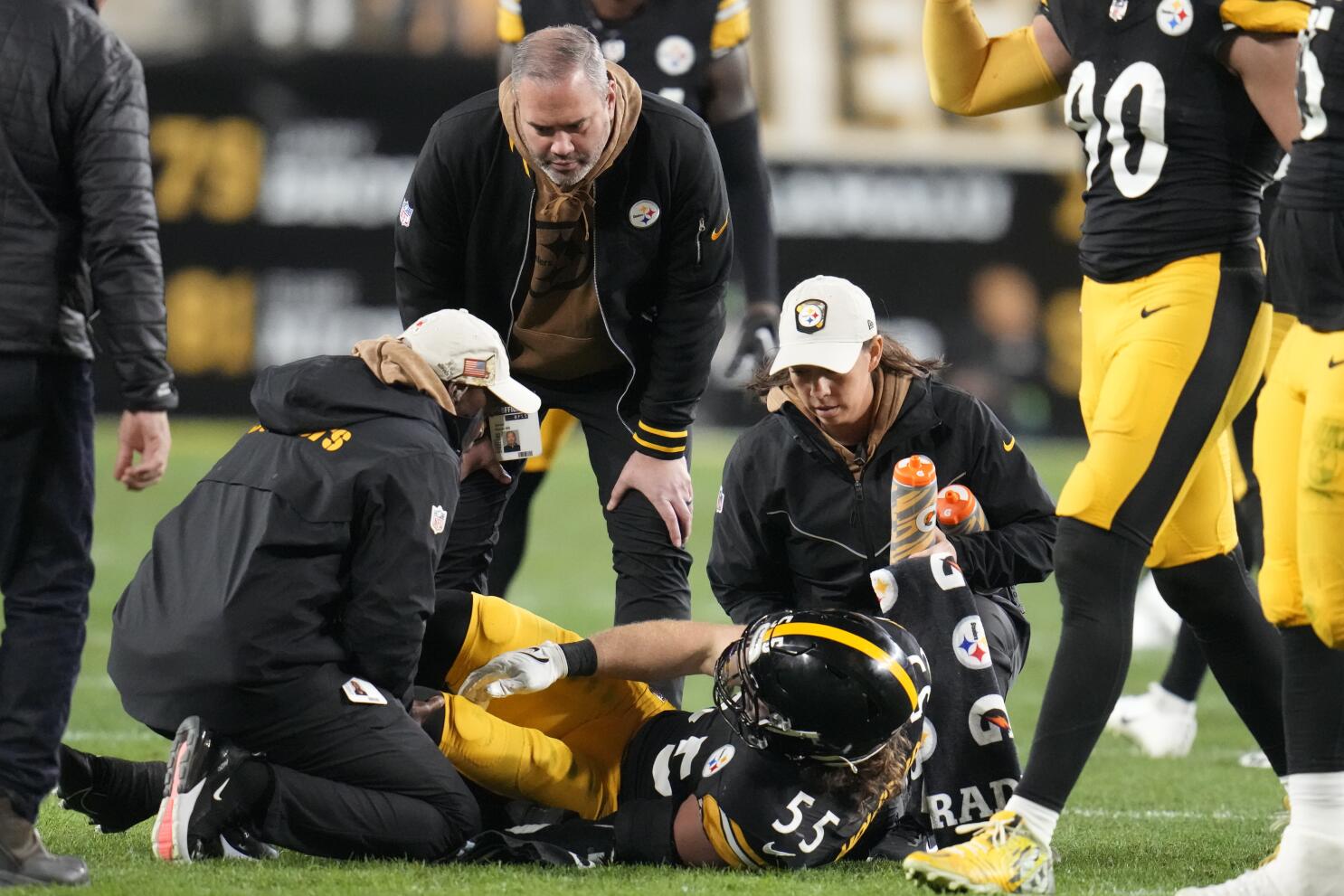Steelers place linebacker Cole Holcomb on injured reserve, active