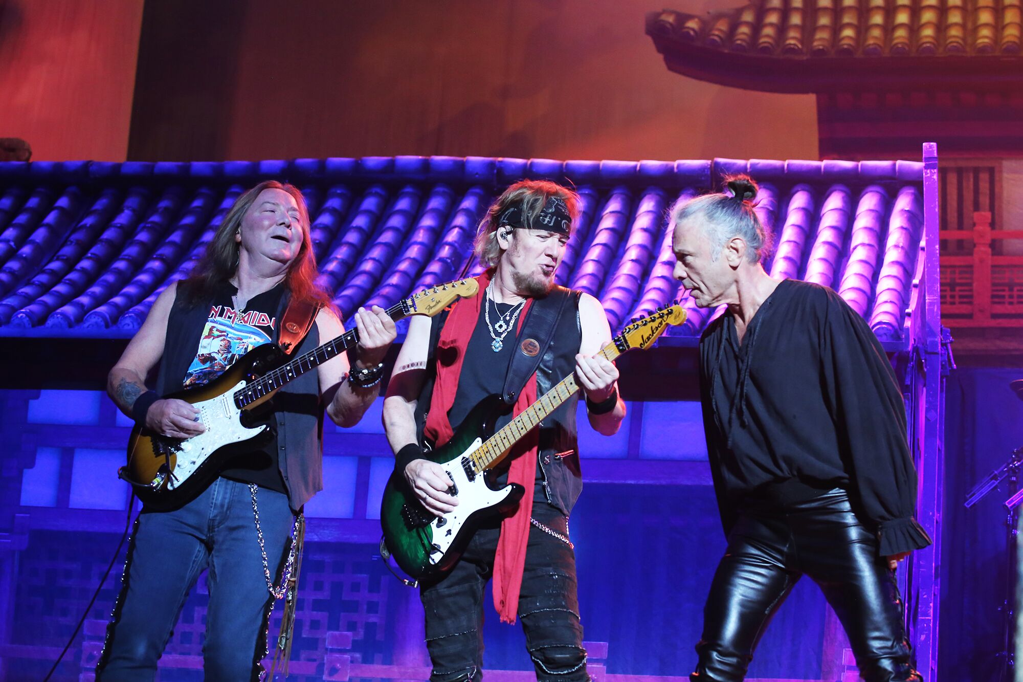 Iron Maiden, durante el concierto en el Honda Center de Anaheim.