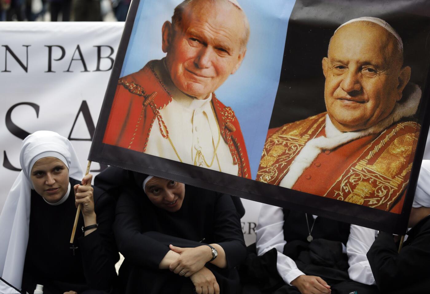 Pope Francis elevates John XXIII and John Paul II