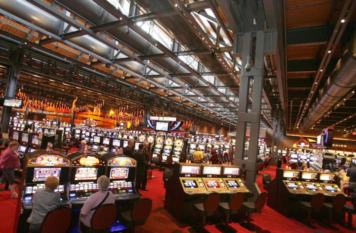 A view inside the Sands Casino Resort in Bethlehem, Pa., in 2009. A convicted casino cheat was arrested there this month.