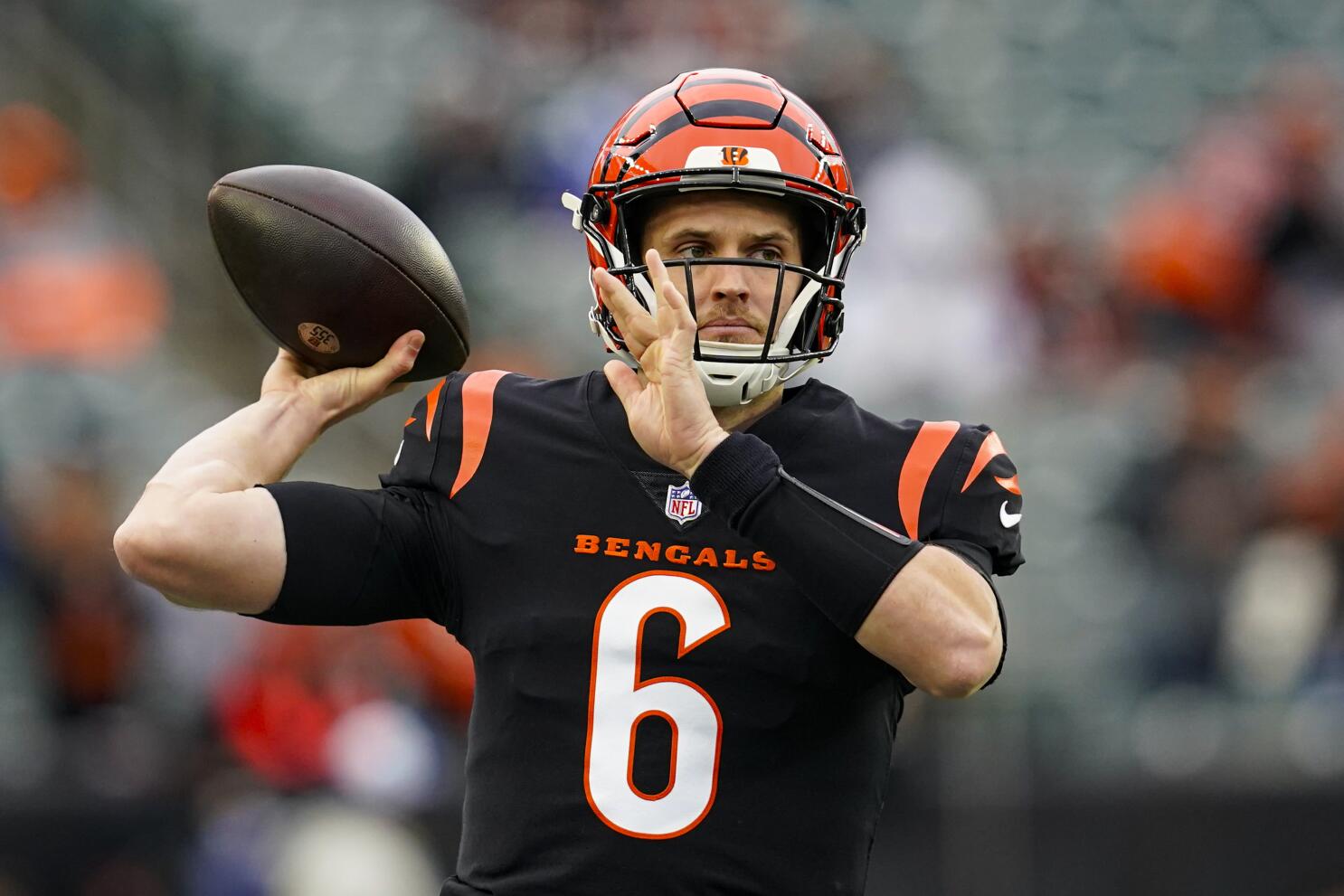 Jake Browning continues hot streak, rallies Bengals to 27-24 win