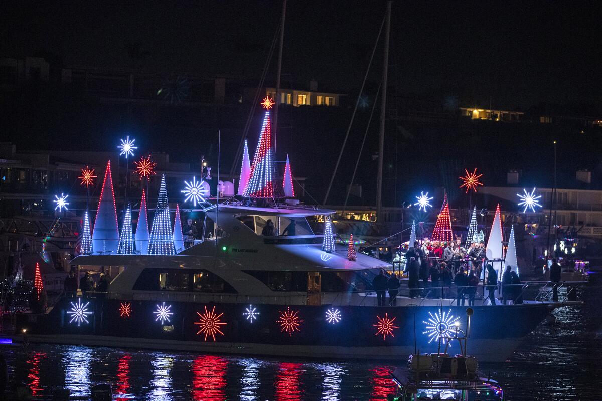 The Last Hurrah makes a turn near the Balboa Island Bridge.