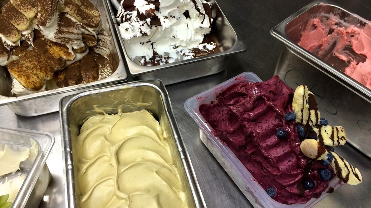 At a one-day crash course in gelato making, students turned out half a dozen flavors: tiramisu, mint chocolate chip, pistachio, banana and strawberry and blueberry sorbetto.