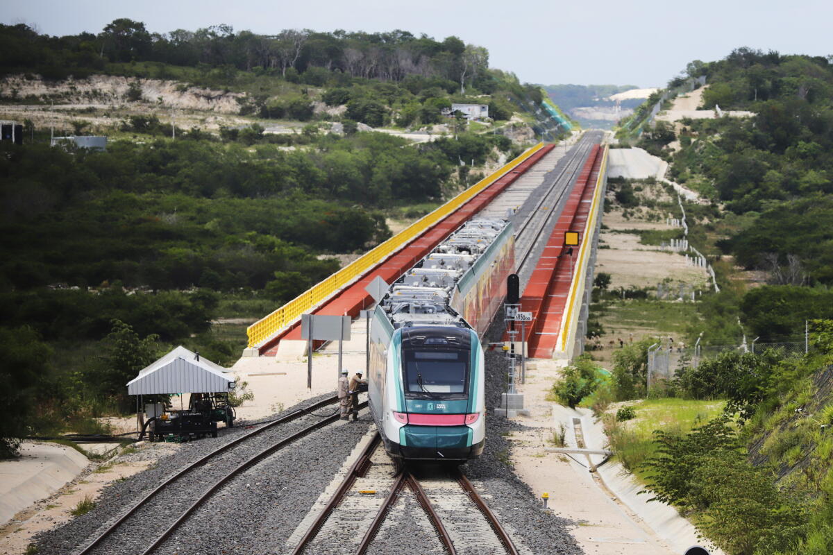 Descarrila vagón del Tren Maya en el sudeste mexicano, sin que se reporten heridos - Los Angeles Times