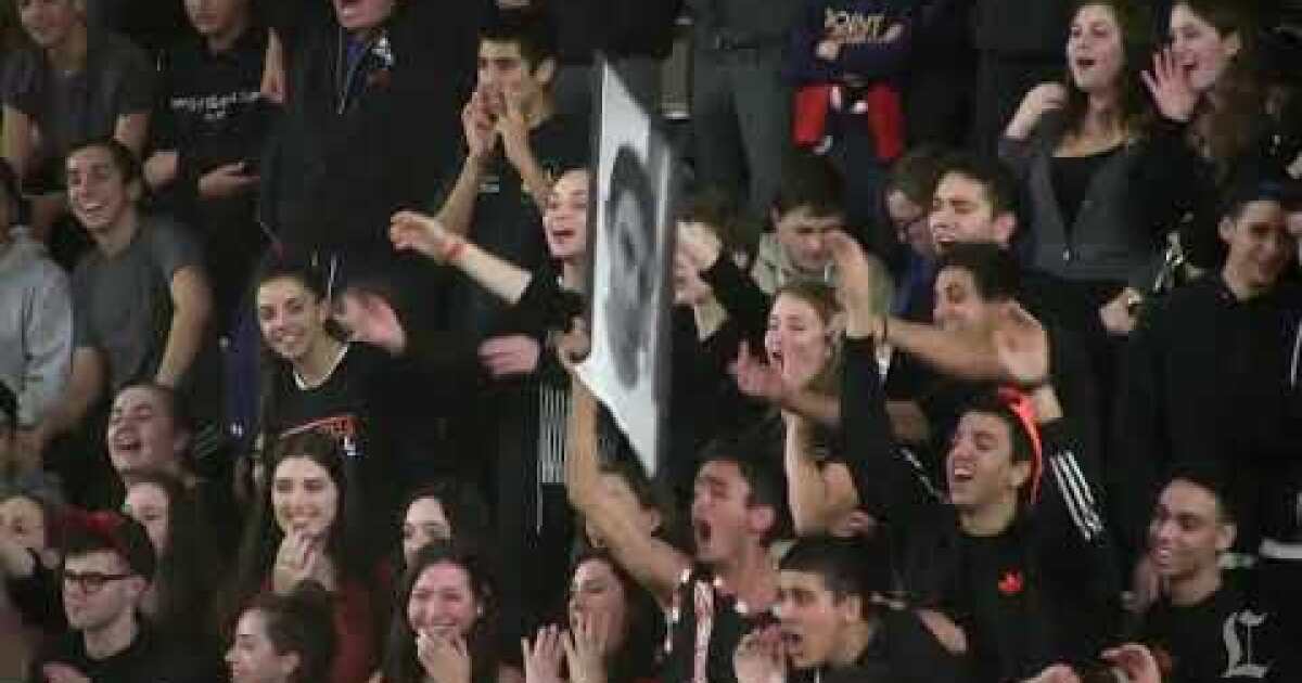 Beverly Hills fans help Normans defeat Santa Monica