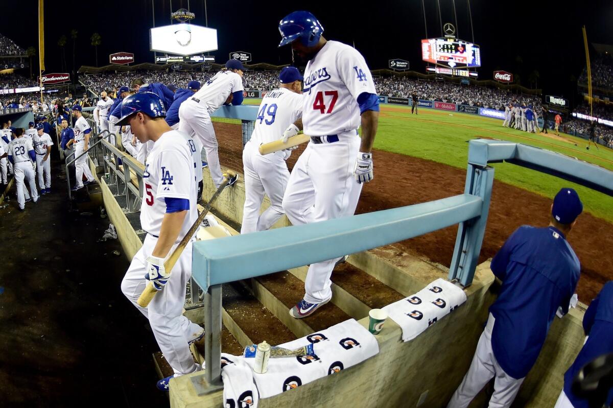 Otro triste adiós de los Dodgers en el Dodger Stadium, tras el tras el quinto juego divisional ante Mets.