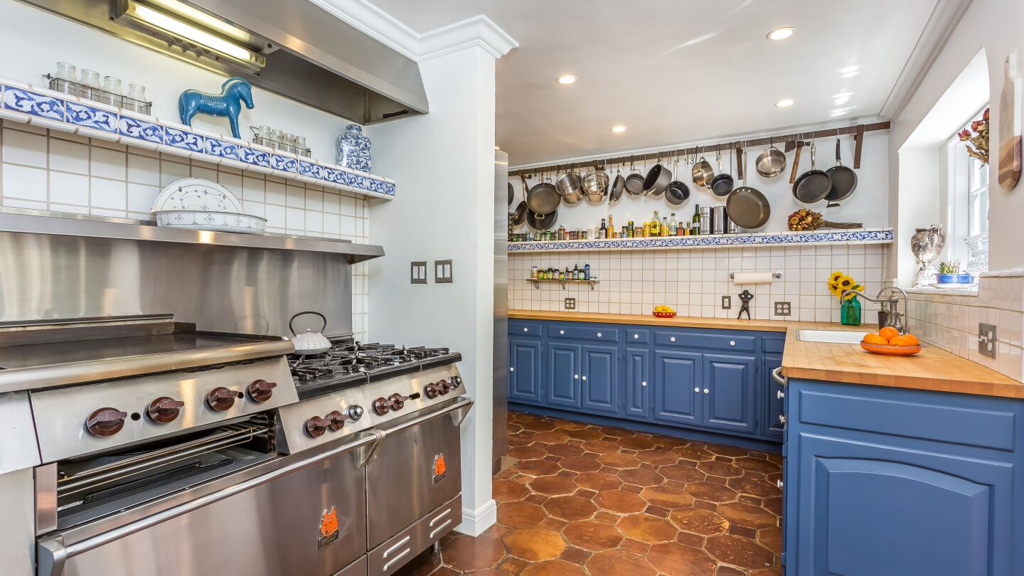 Loretta Swit's onetime home in Hollywood Hills West | Hot Property