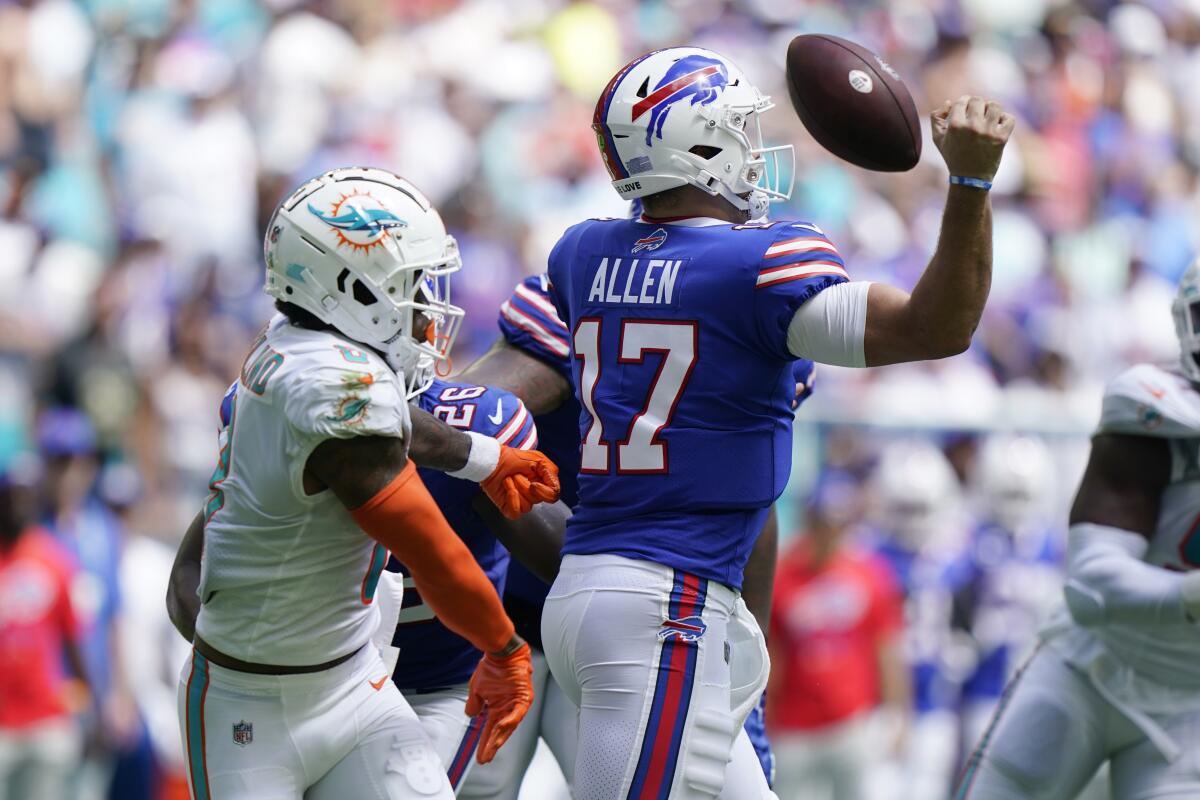 Dolphins late defensive stands led to comeback win vs. Bills - The San  Diego Union-Tribune