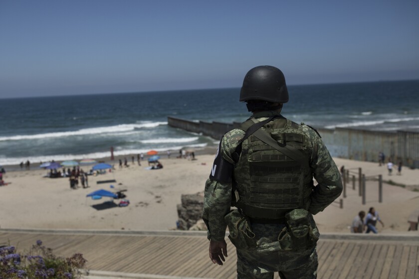 ¿Cuánto tiempo vamos a tener en México a 21,000 agentes de la Guardia Nacional deteniendo migrantes mientras los problemas de seguridad pública, nos devoran?